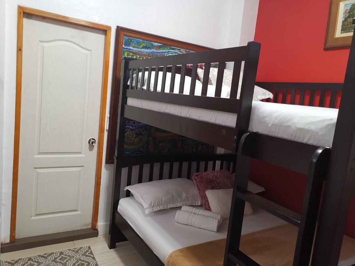 Country Bug Inn Tagaytay City Zewnętrze zdjęcie