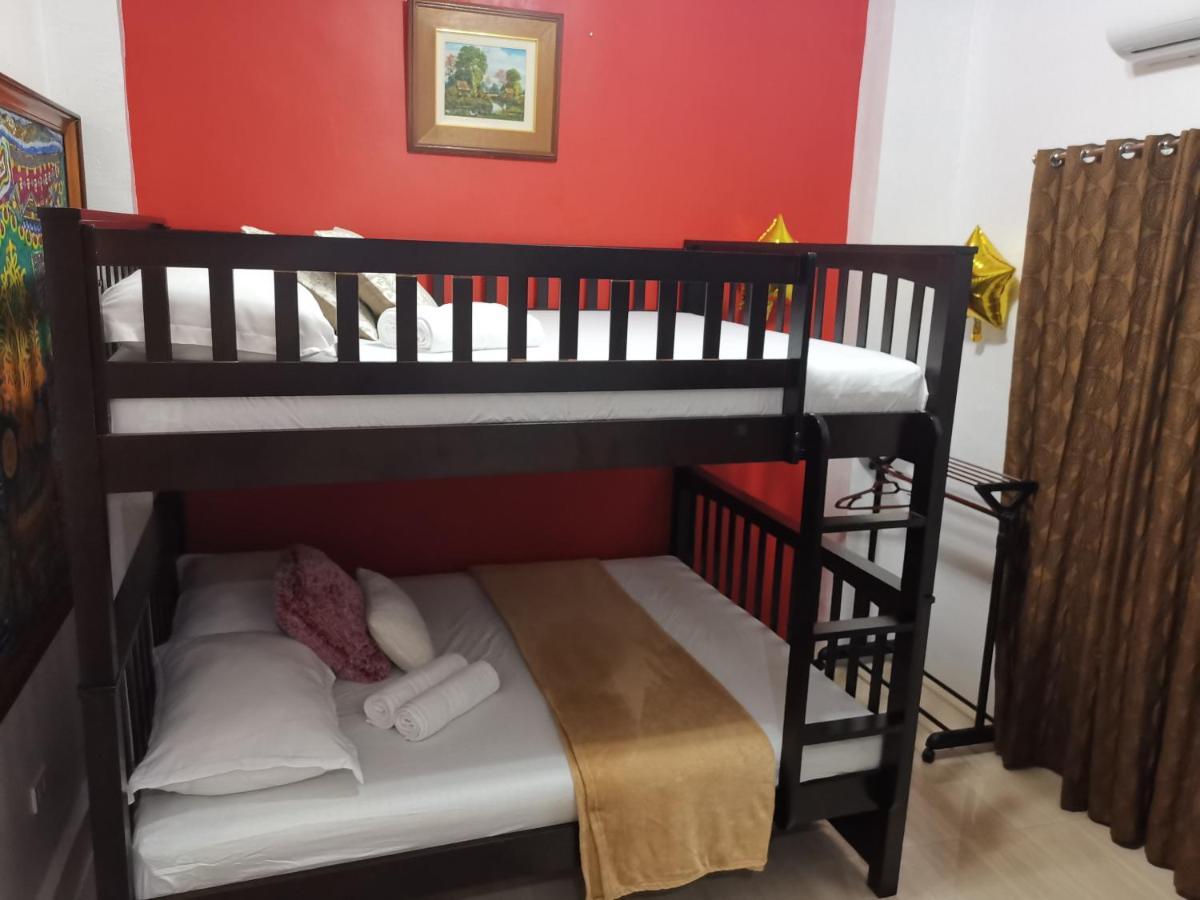 Country Bug Inn Tagaytay City Zewnętrze zdjęcie