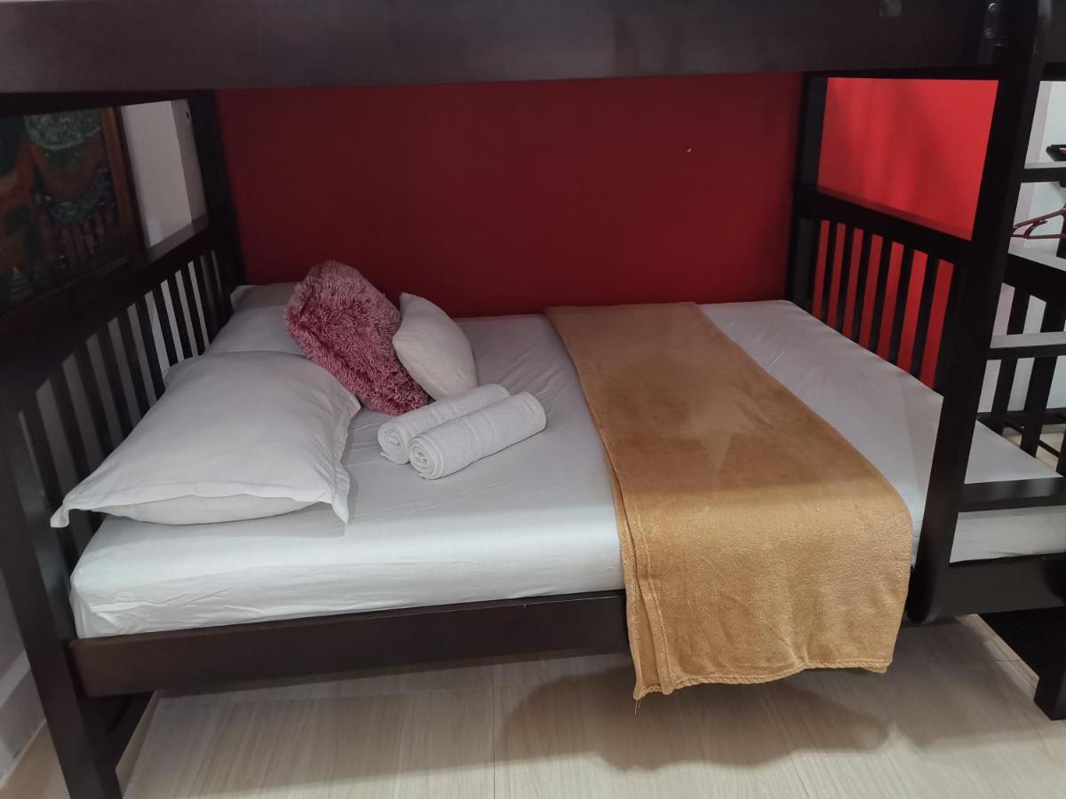 Country Bug Inn Tagaytay City Zewnętrze zdjęcie